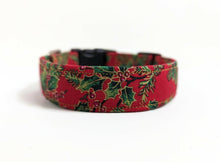 Load image into Gallery viewer, Traditional Holly Dog Collar/Lead