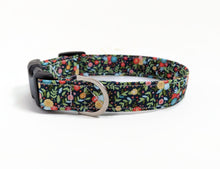 Load image into Gallery viewer, 'Carys' - Flower Market Dog Collar