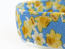 Load image into Gallery viewer, 'Anwen' - Daffodil Dog Collar/Lead